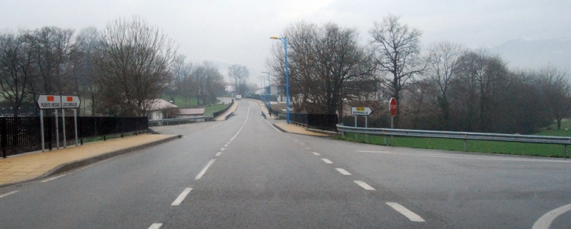 Corte de la CA-170 entre Aes y Mata