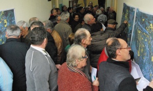 Avalancha de personas interesadas en la concentración parcelaria