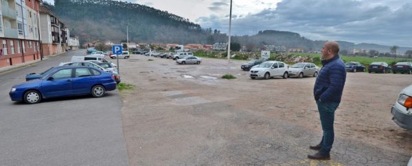 La denuncia de Cartes Sí Puede era por la mejora de una parcela privada como aparcamiento público
