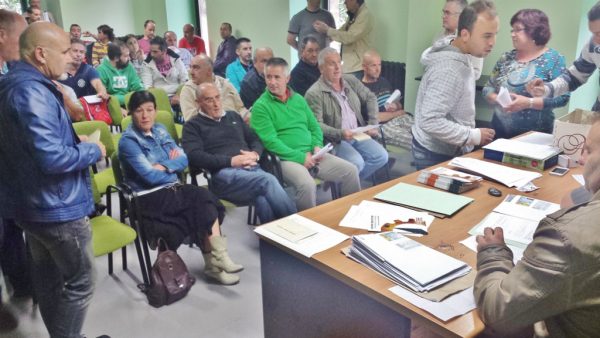Trabajadores de Greyco en La Rasilla