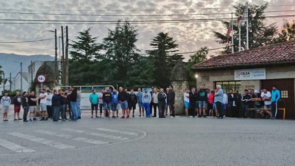 Nueva jornada de huelga en Trefilerías Quijano