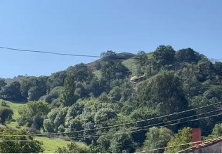 Un vecino de Somahoz evacuado por el helicóptero del 112