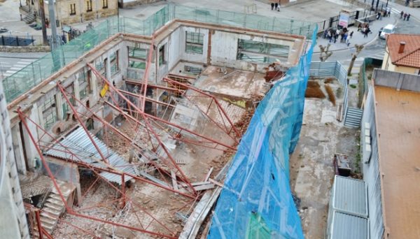 Será el primer paso para construir en ese solar dos edificios de uso público