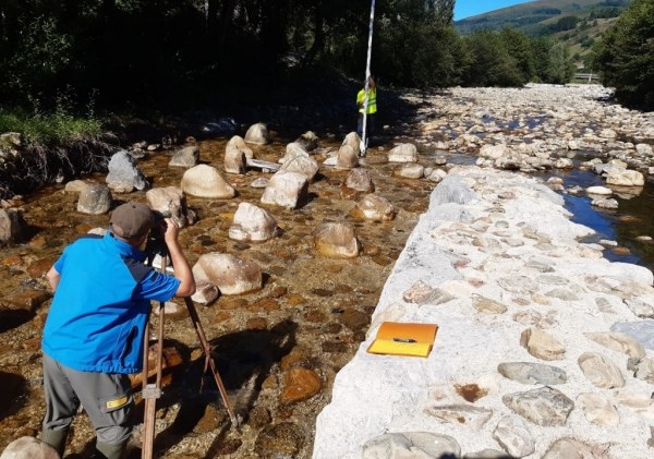Actuación de la Confederación en el río Los Llares