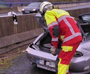 Un herido en un accidente en Molledo