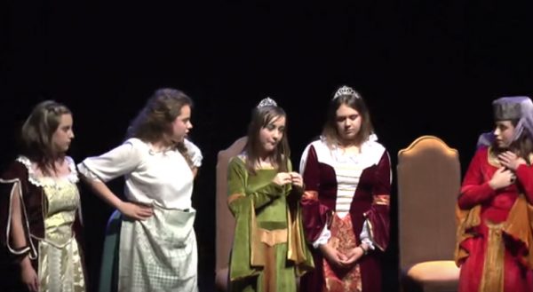 San Juan 2016. Actuación del Grupo Adolescente de la Escuela Municipal de Teatro