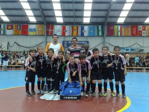 Los pequeños del Buelna vencedores del Torneo de Comillas