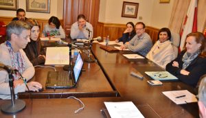 Elecciones Generales 20-D. Componentes de mesas electorales en Los Corrales de Buelna