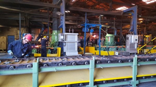 Toda la plantilla se incorpora a tres turnos para atender varios pedidos llegados desde Italia