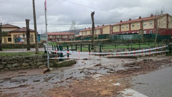 Las lluvias desbordan la preocupación de vecinos y Ayuntamientos