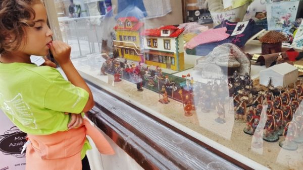 Vuelta y Guerras en los escaparates