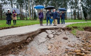 La vicepresidenta y el alcalde comprobaron los daños del temporal en la red de agua