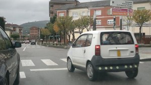 Una de las calles afectadas durante la mañana.