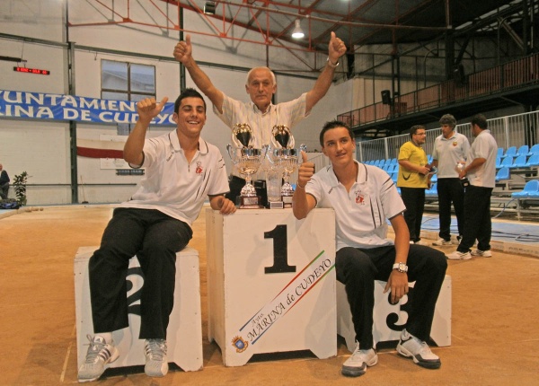 Bolos. Triunfo de El Tarumbo en el Campeonato de Peñas por Parejas