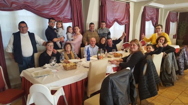 La familia premiada en el Casón de la Marquesa