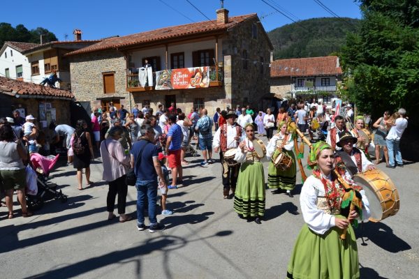 Ayuntamiento, colectivos y vecinos resaltan su potencial natural y patrimonial sobre la base de la Fiesta de Interés Turístico Regional de Un Pueblo de Leyendas