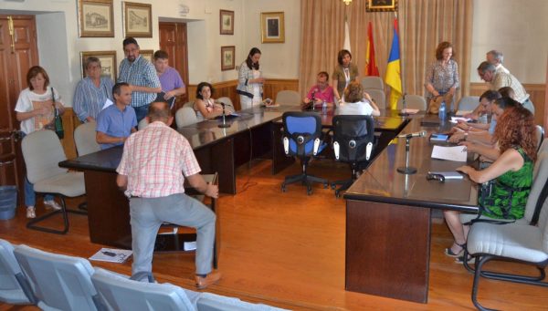 Primer pleno de la legislatura en Los Corrales