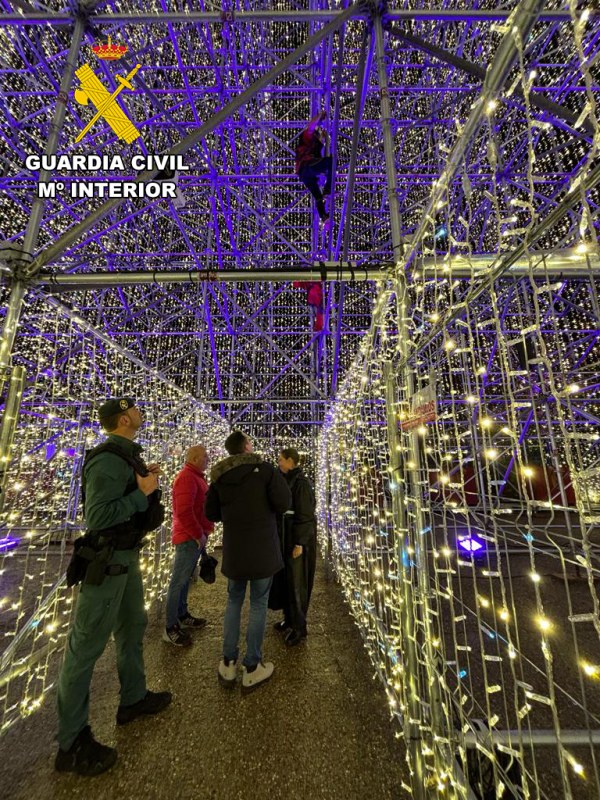 Interior del árbol de Navidad de Cartes.