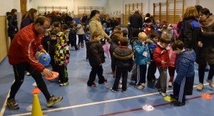 La carrera se trasladó al colegio
