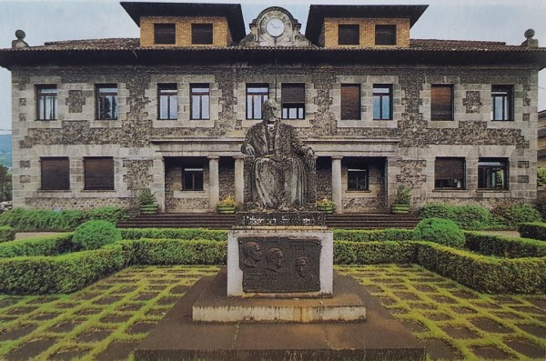 La ubicación original de la estatua de Quijano