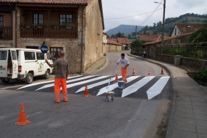 Ayuntamiento y Aspaym, unidos por un municipio accesible