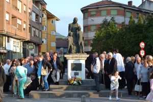 Conmemoración de los 50 años de la estatua de San Juan Bautista de La Salle