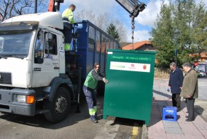 Sobresaliente en reciclaje de ropa y calzado para Los Corrales de Buelna