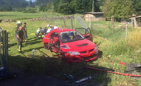 Grave accidente de tráfico en Barros