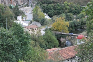 Nuevo informe que avala el proyecto alternativo a la supresión del paso a nivel de Las Caldas