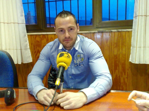 Fútbol: &quot;Nené&quot; ficha por el Rayo Cantabria.