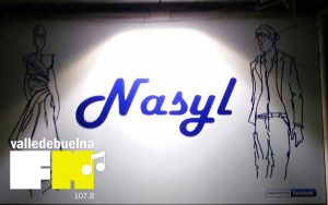 La tienda se sitúa junto a la farmacia Cativiela.