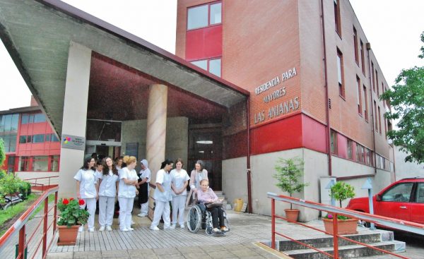 Invertirá 248.000 euros en la mejora del servicio y del edificio