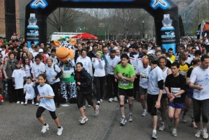 Más de 2.000 personas en la carrera Luchamos por la Vida