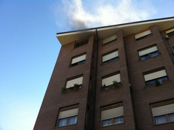 Incendio en un piso del centro de Los Corrales