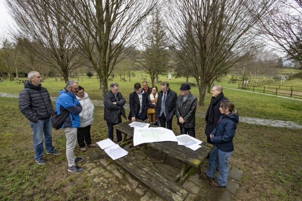 Presentacion del nuevo plan de rehabilitacion del parque de La Lama en Tarriba
