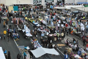 Mercado dominical de Cartes