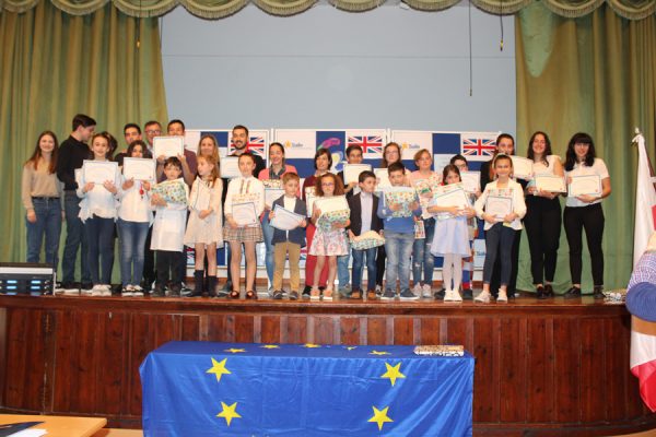 La Salle celebró la tercera edición de su concurso de oratoria en lengua inglesa