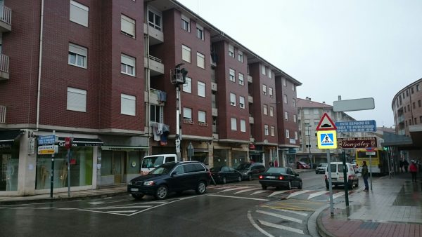 Colocación de nuevo alumbrado LED en la Avenida Cantabria