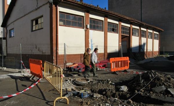 El lunes se procederá al derribo de la plaza de abastos