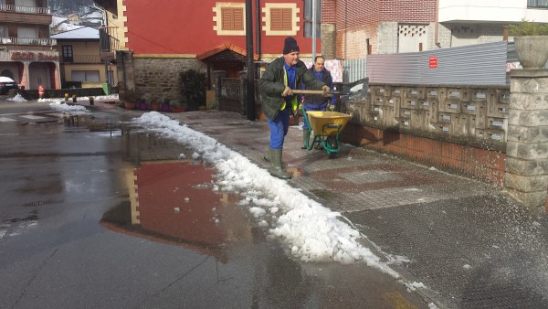 Situación de las calles de Los Corrales este jueves