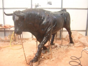 Monumento a los encierros de Ampuero de García Ceballos