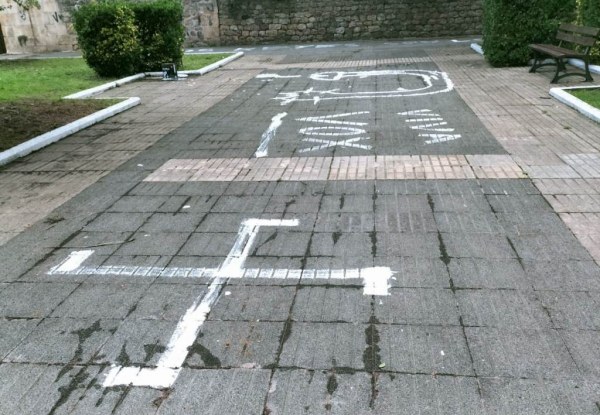 Pintadas en el parque de La Rasilla