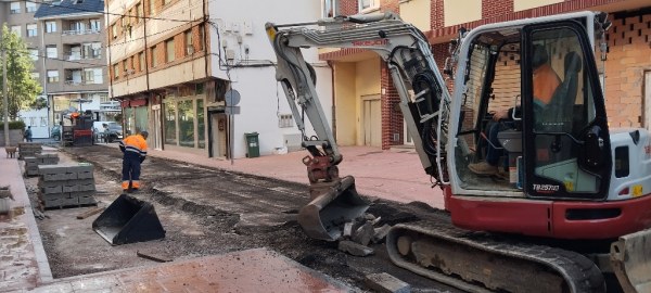 Asfaltado en la calle 2 de Mayo