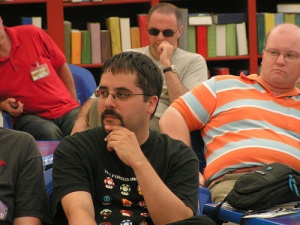 Al caer la noche, de Santiago Eximeno, se emitirá en Valle de Buelna FM