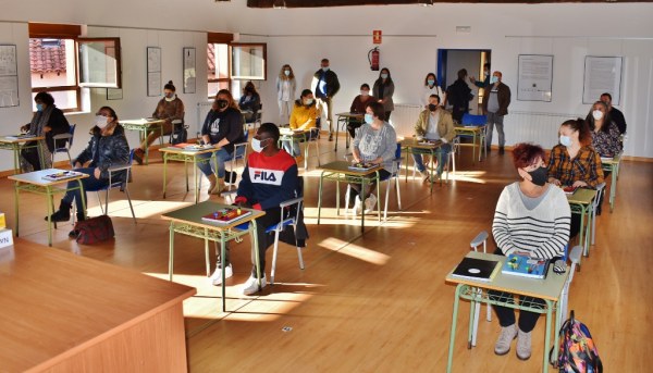 Los 15 participantes se especializarán como profesionales en la atención a personas dependientes en residencias