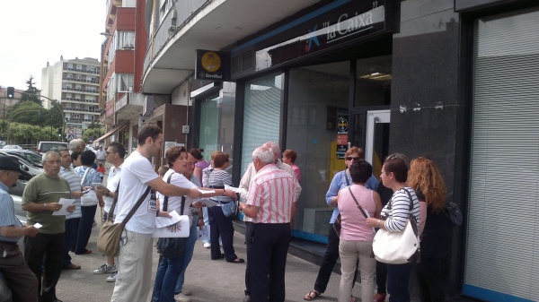 Concentración ante La Caixa