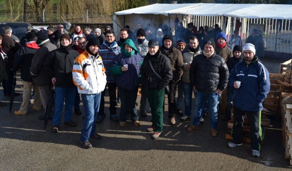 Los trabajadores seguirán concentrados en la entrada de la factoría