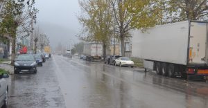 Entre otras medidas devolverá la gestión de todas las sanciones al Consistorio y prohibirá el estacionamiento de remolques en el polígono industrial de Barros