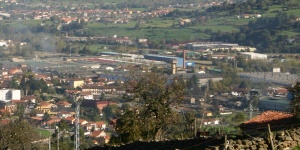 El vicepresidente de Nissan aboga por mejorar la competitividad de la planta corraliega