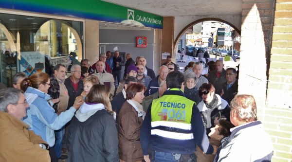 Una de las afectadas se mareó en la concentración